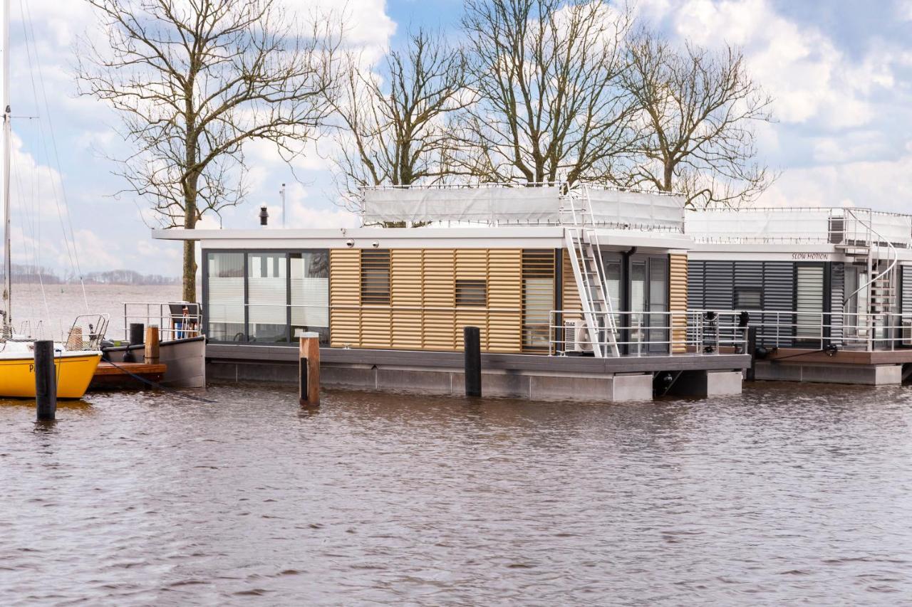Welcome In - Houseboat 'Elysium' Met Eigen Aanlegsteiger Sneek - Offingawier ภายนอก รูปภาพ