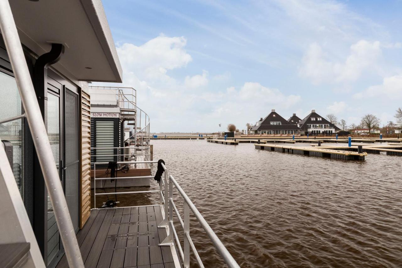 Welcome In - Houseboat 'Elysium' Met Eigen Aanlegsteiger Sneek - Offingawier ภายนอก รูปภาพ